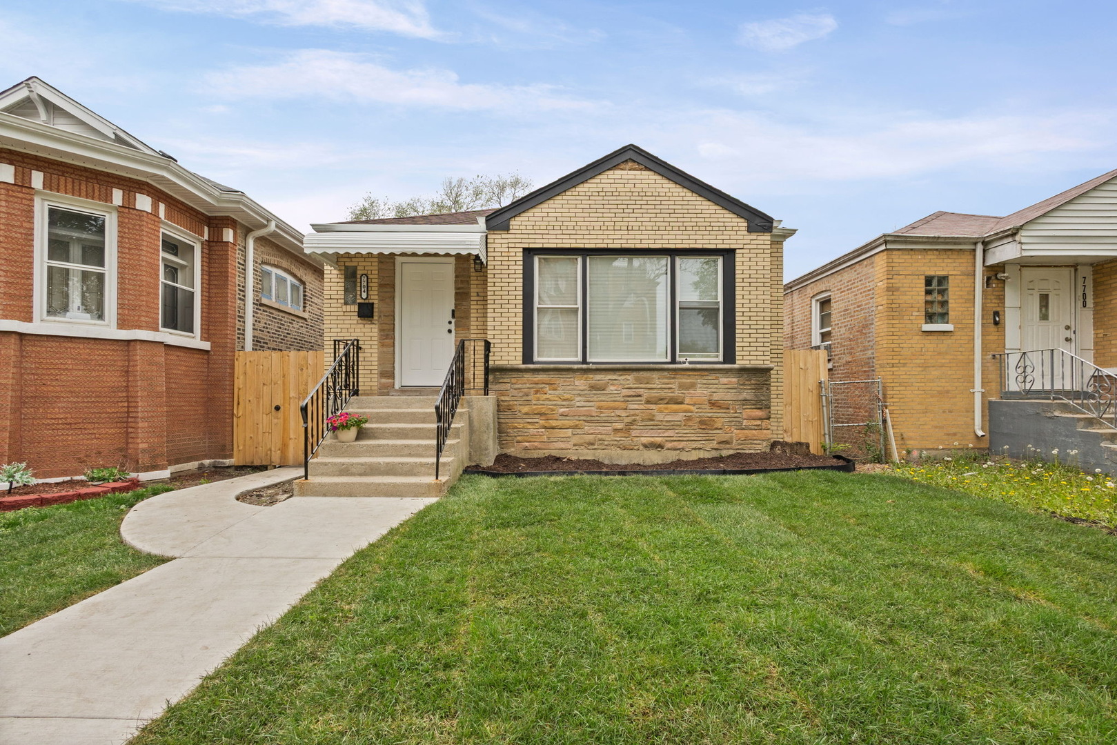 7704 S Honore Street, Chicago, IL 60620