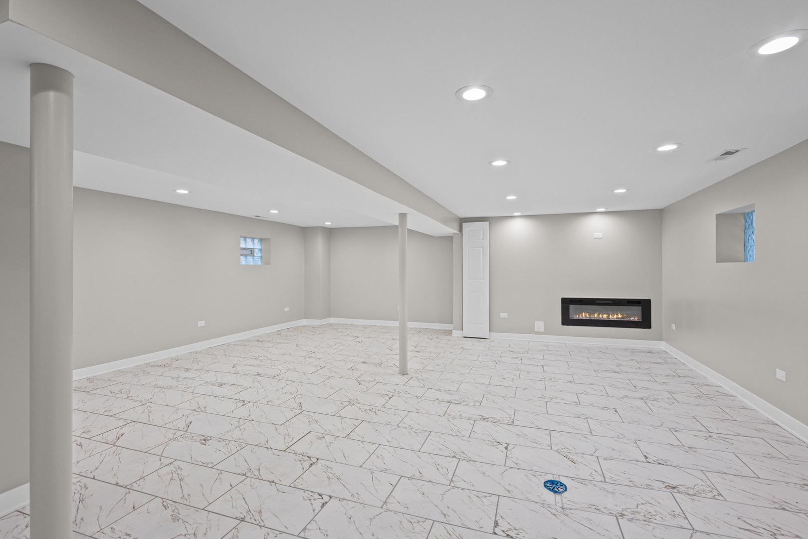 7704 S Honore Street, Chicago, IL 60620