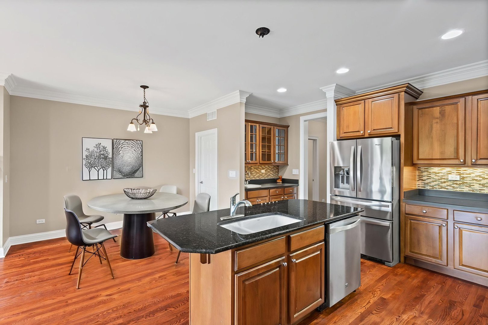 519 Brownstone Drive, St. Charles, IL 60174