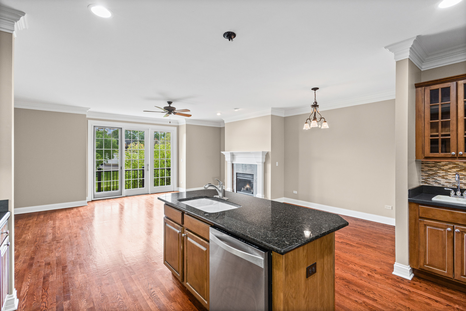 519 Brownstone Drive, St. Charles, IL 60174