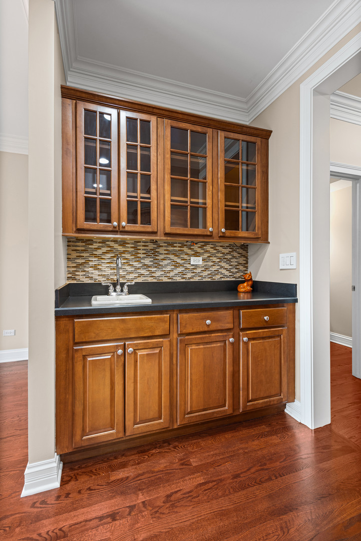 519 Brownstone Drive, St. Charles, IL 60174