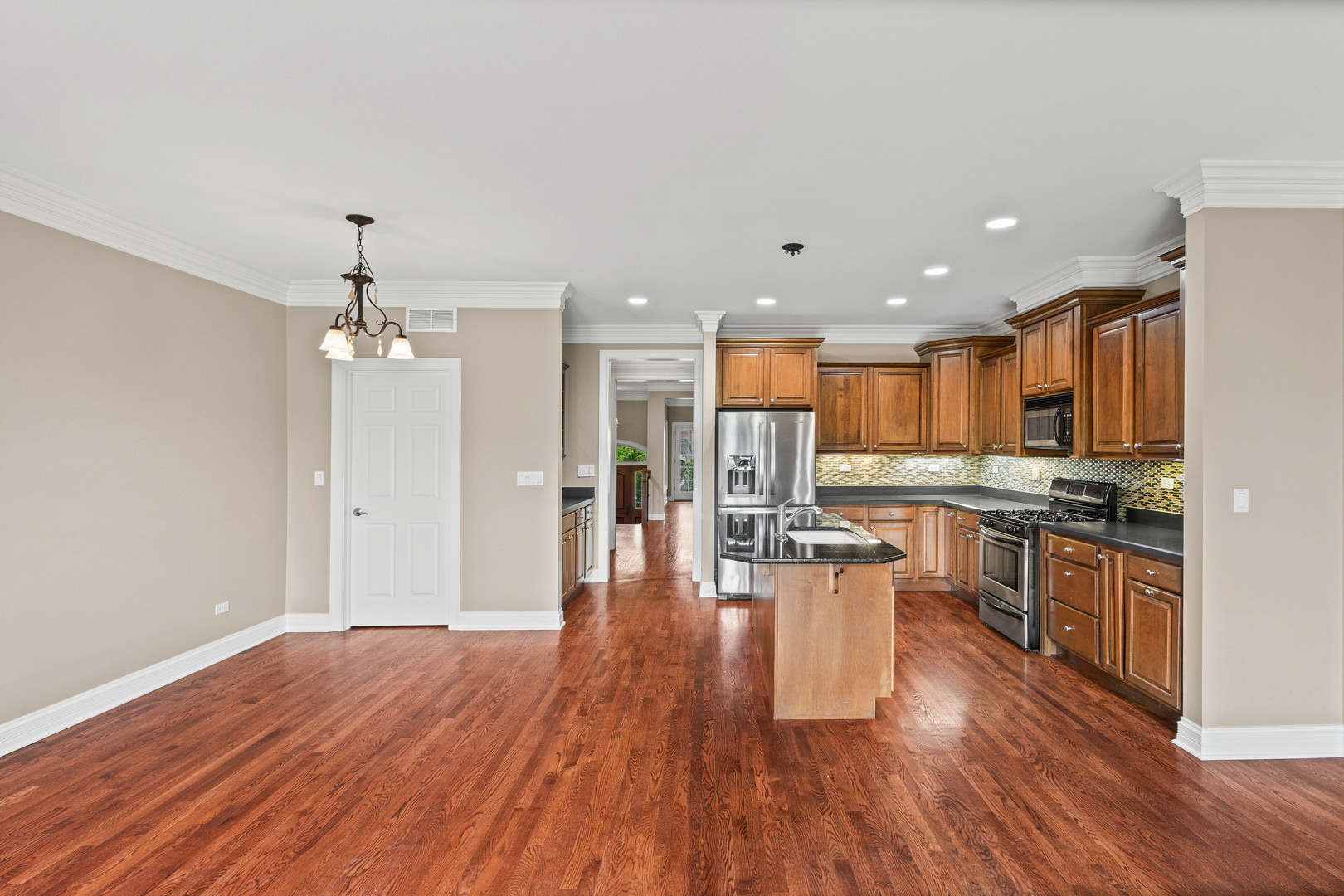 519 Brownstone Drive, St. Charles, IL 60174