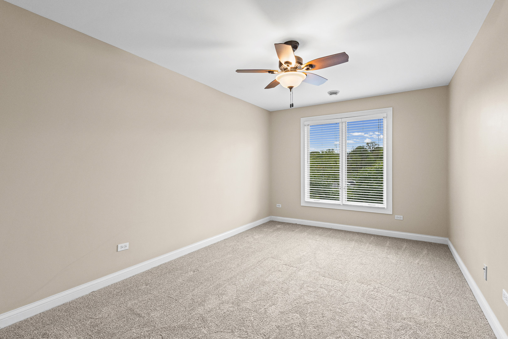 519 Brownstone Drive, St. Charles, IL 60174