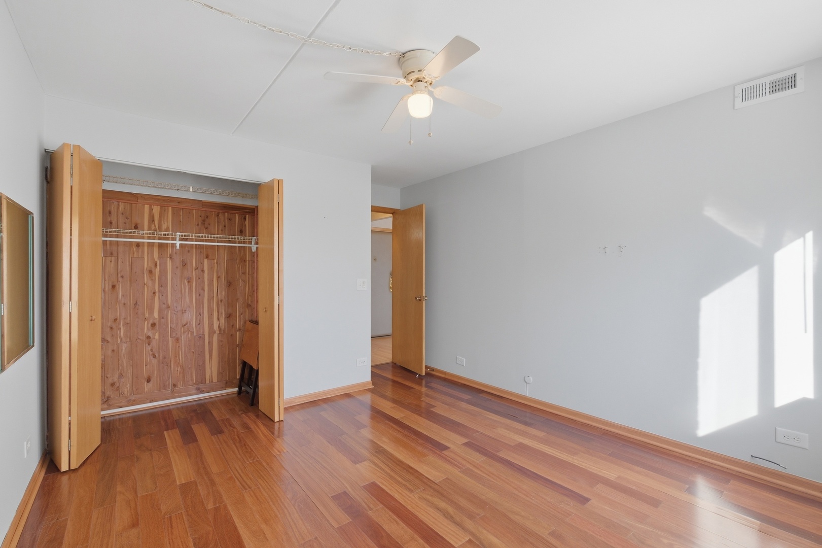 1460 Fairlane Drive #228, Schaumburg, IL 60193