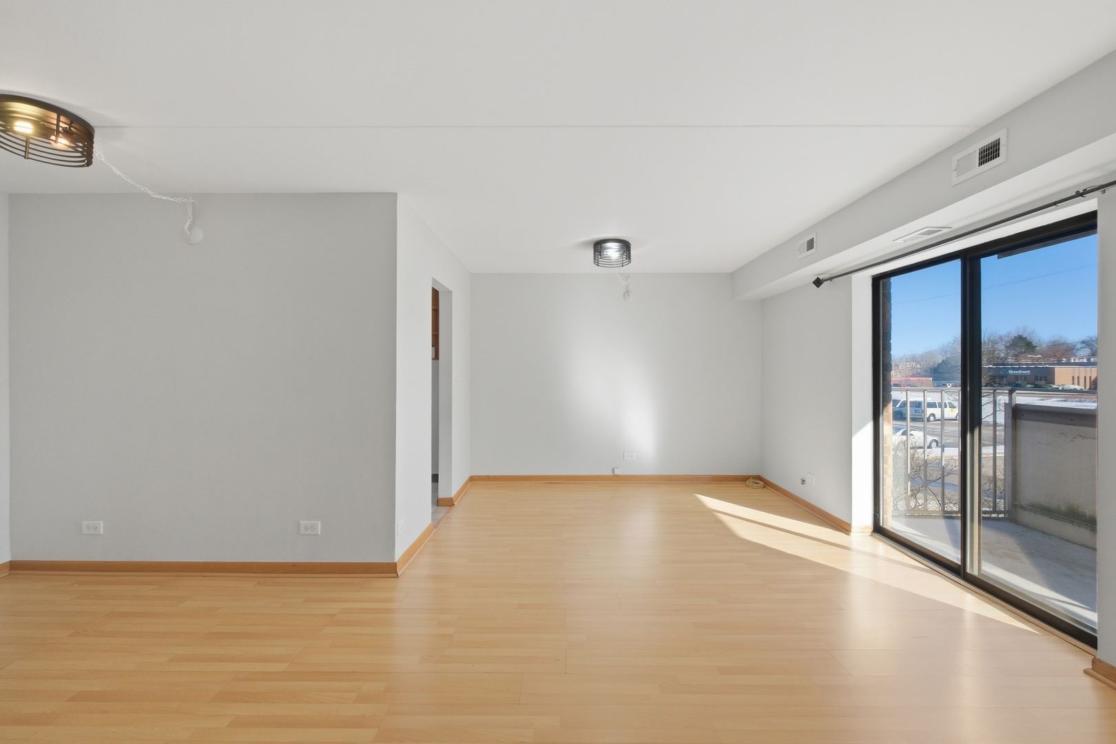 1460 Fairlane Drive #228, Schaumburg, IL 60193