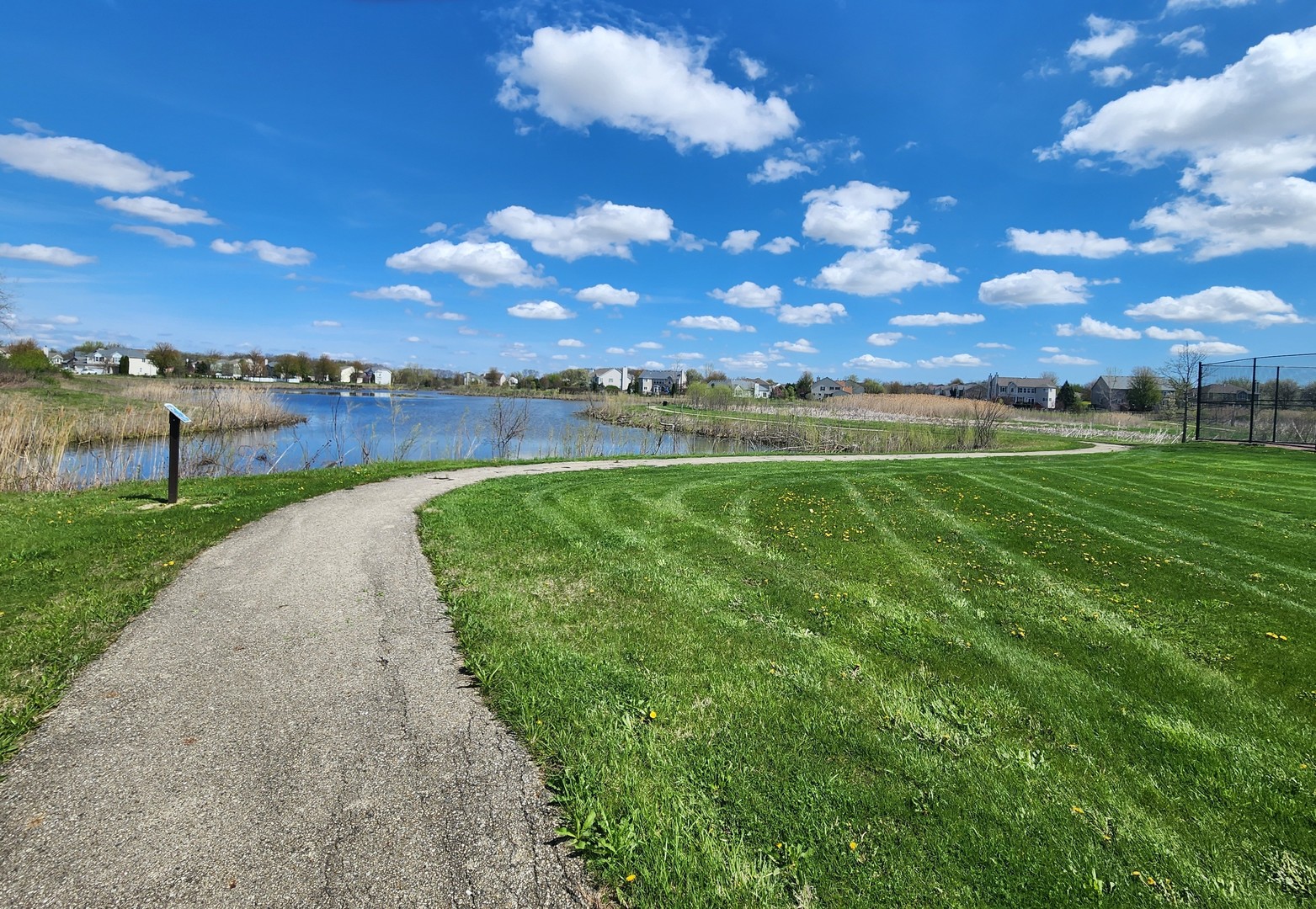 1250 Park View Drive, Antioch, IL 60002