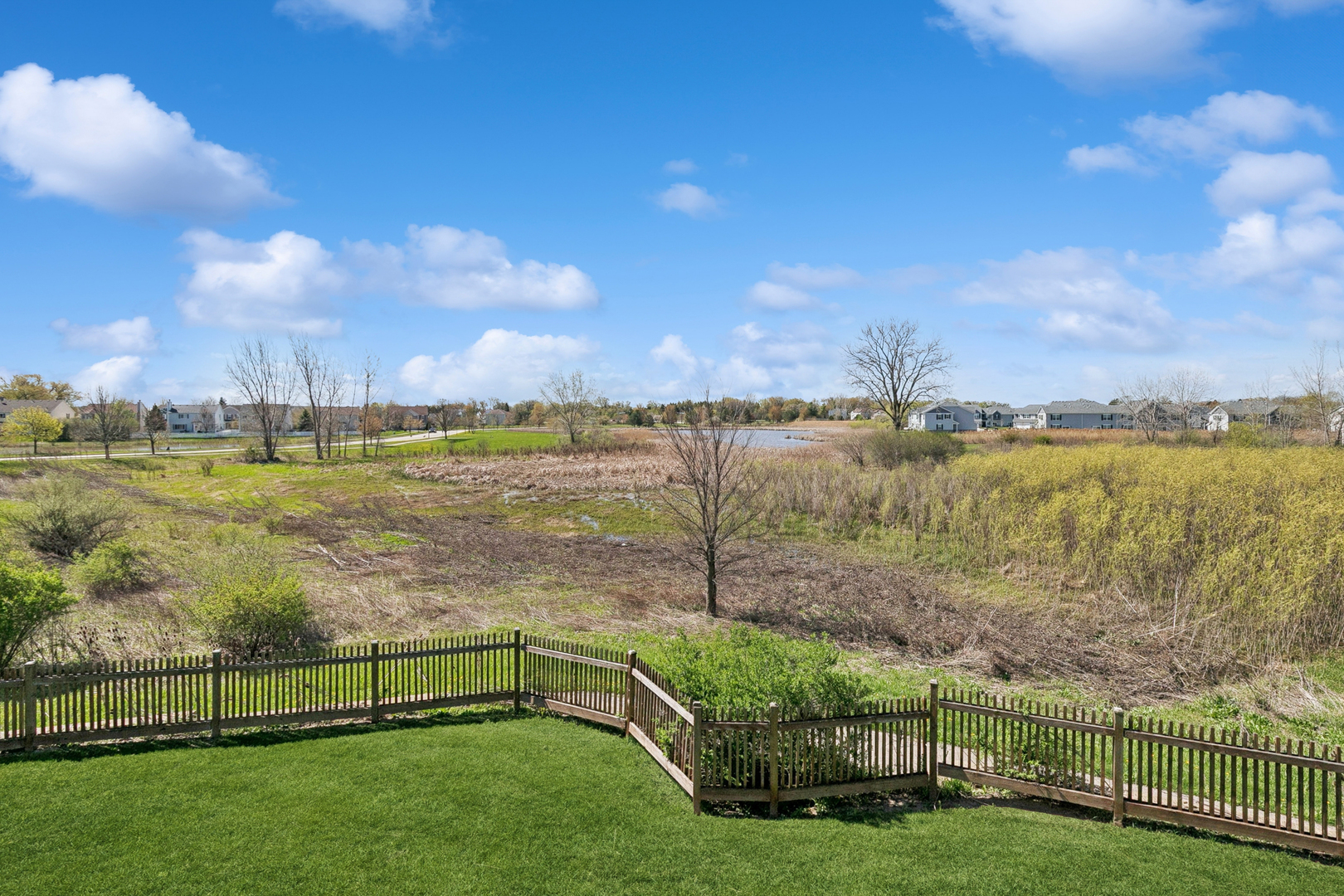 1250 Park View Drive, Antioch, IL 60002