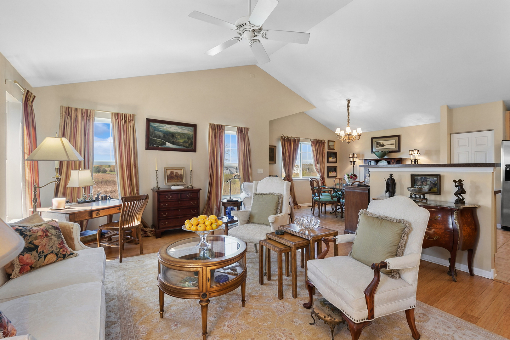 1250 Park View Drive, Antioch, IL 60002