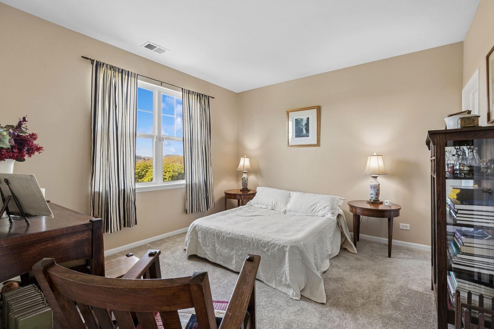 1250 Park View Drive, Antioch, IL 60002