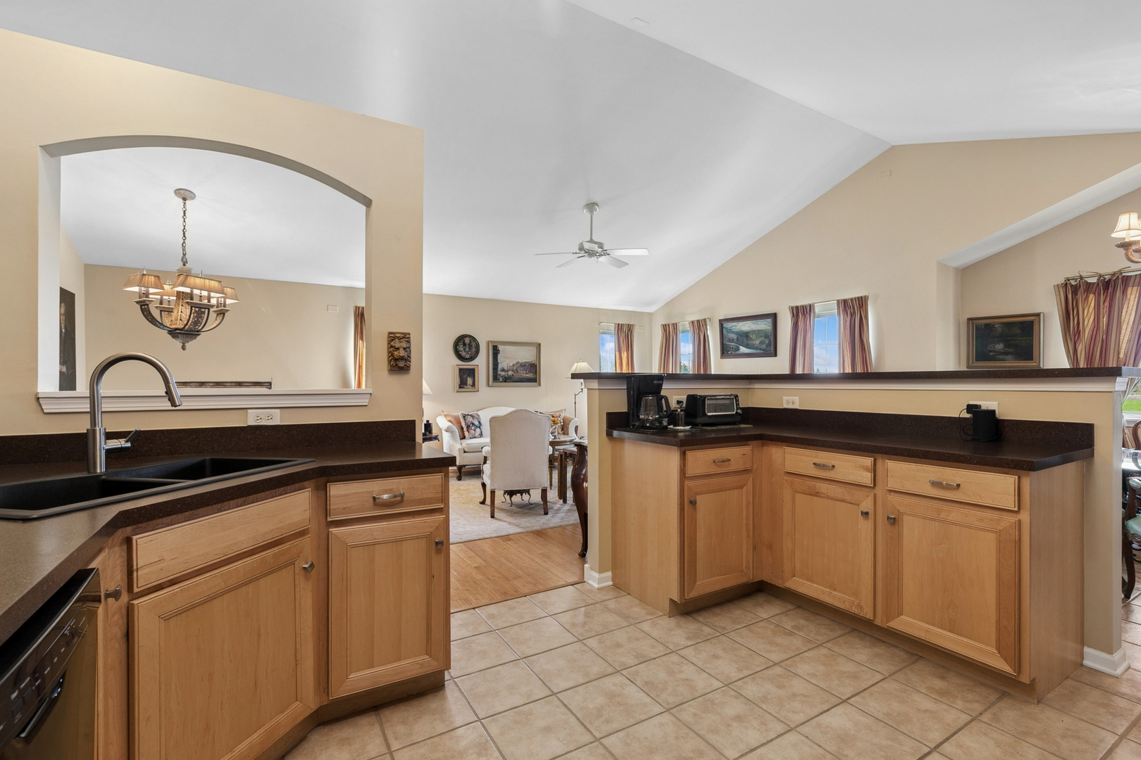 1250 Park View Drive, Antioch, IL 60002