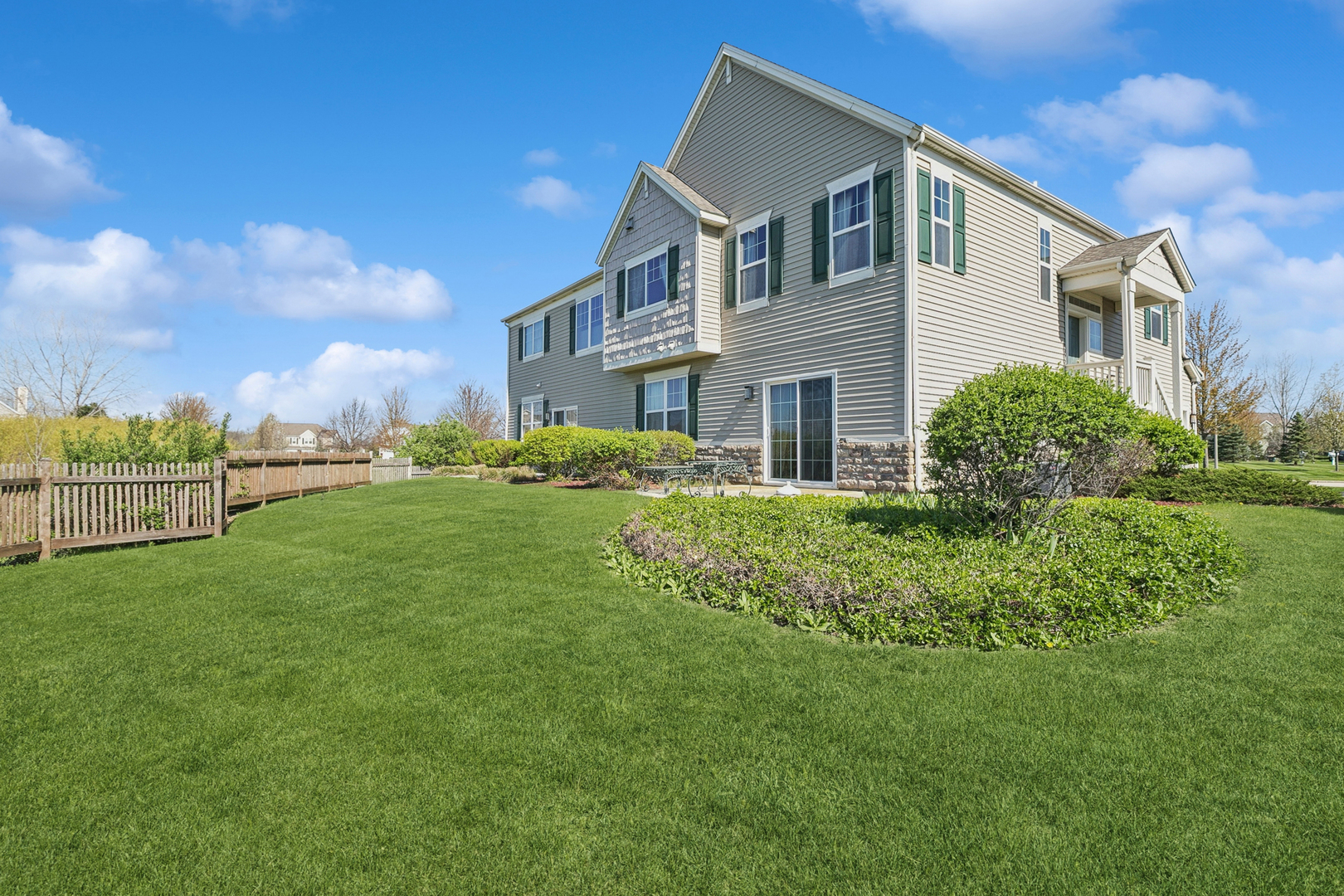 1250 Park View Drive, Antioch, IL 60002