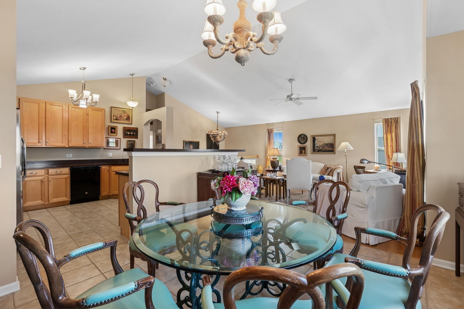 1250 Park View Drive, Antioch, IL 60002