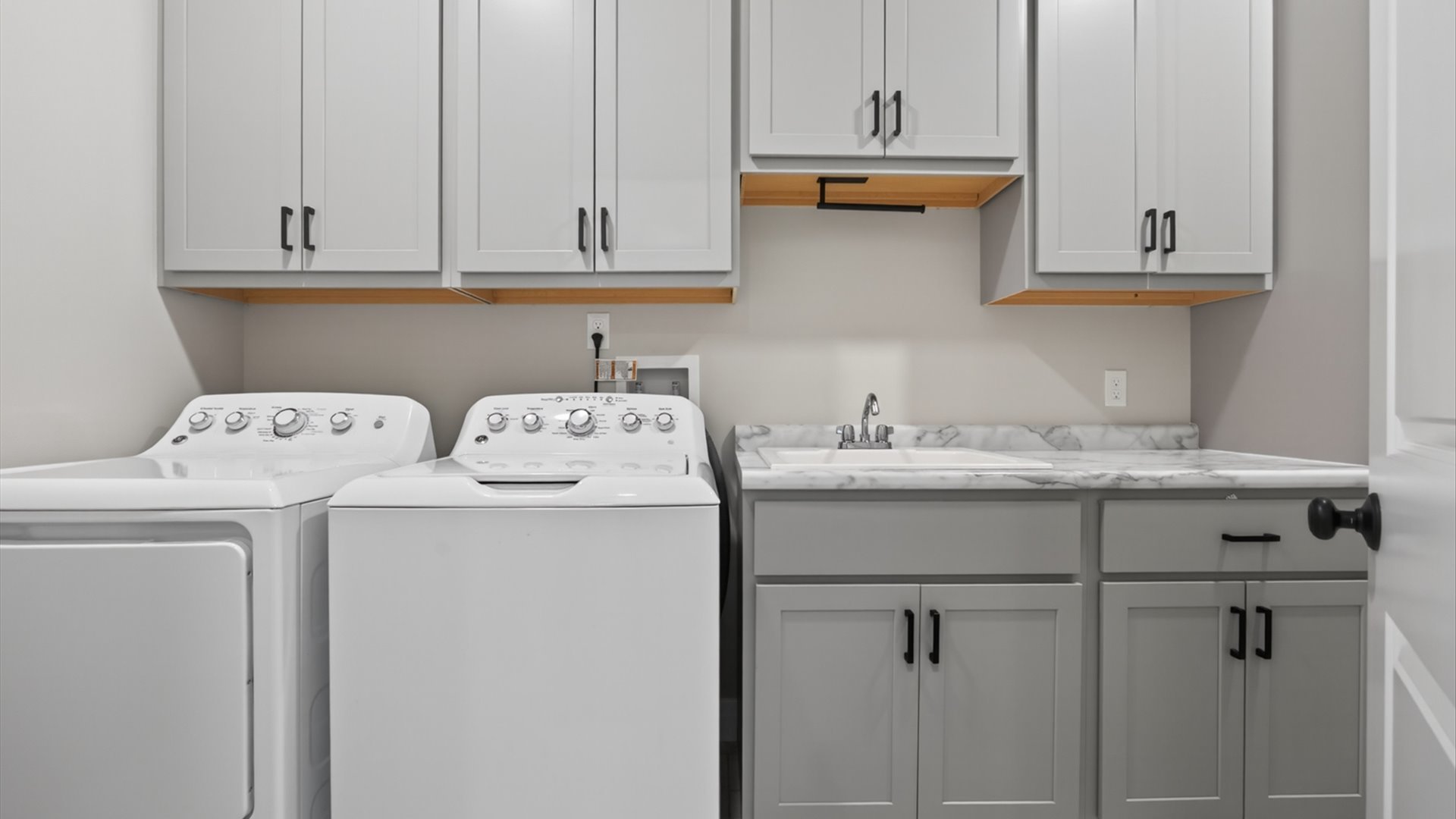 Bloomington, IL 61705