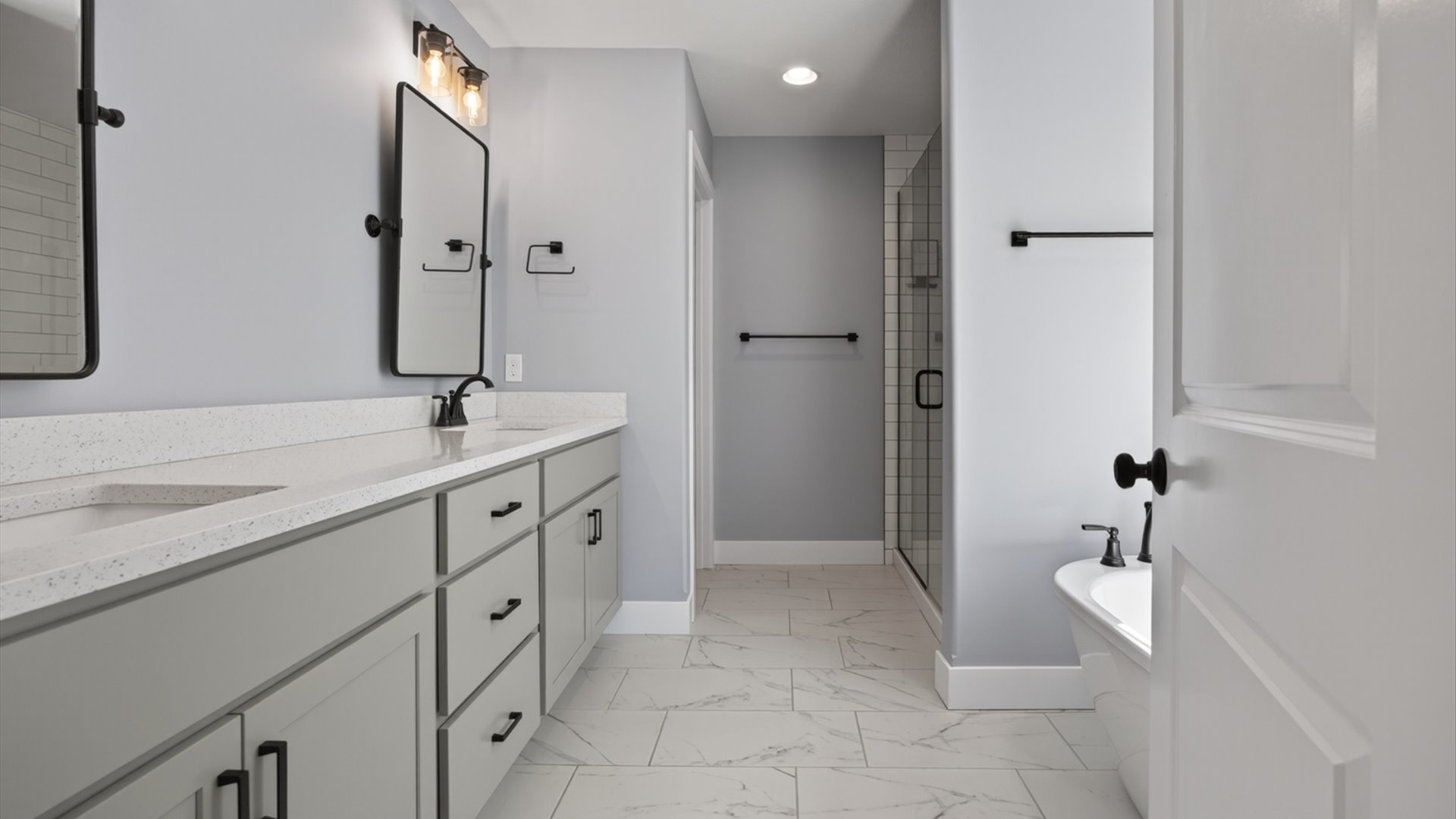 Bloomington, IL 61705