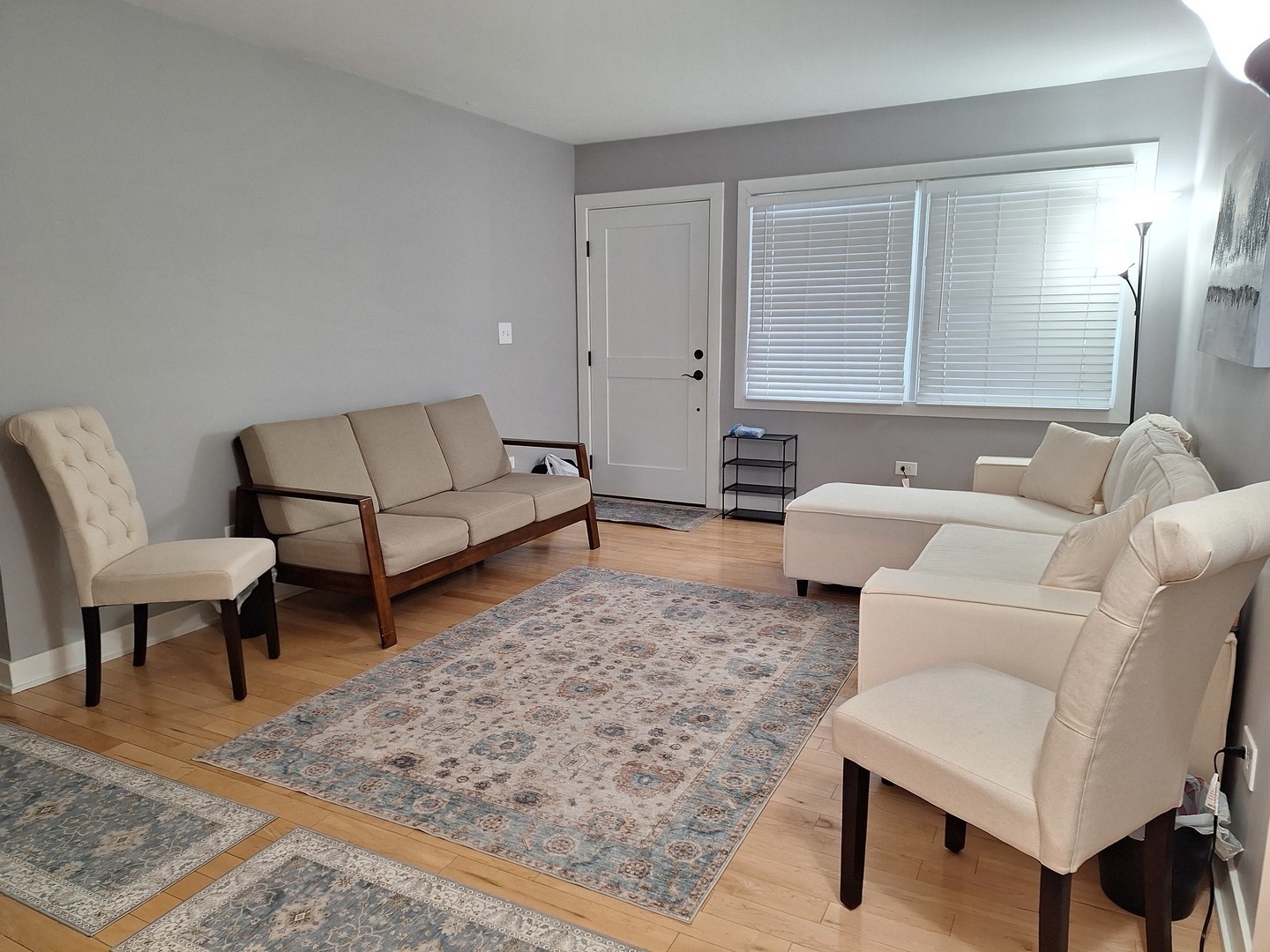 227 Juneway Terrace, Lake Bluff, IL 60044