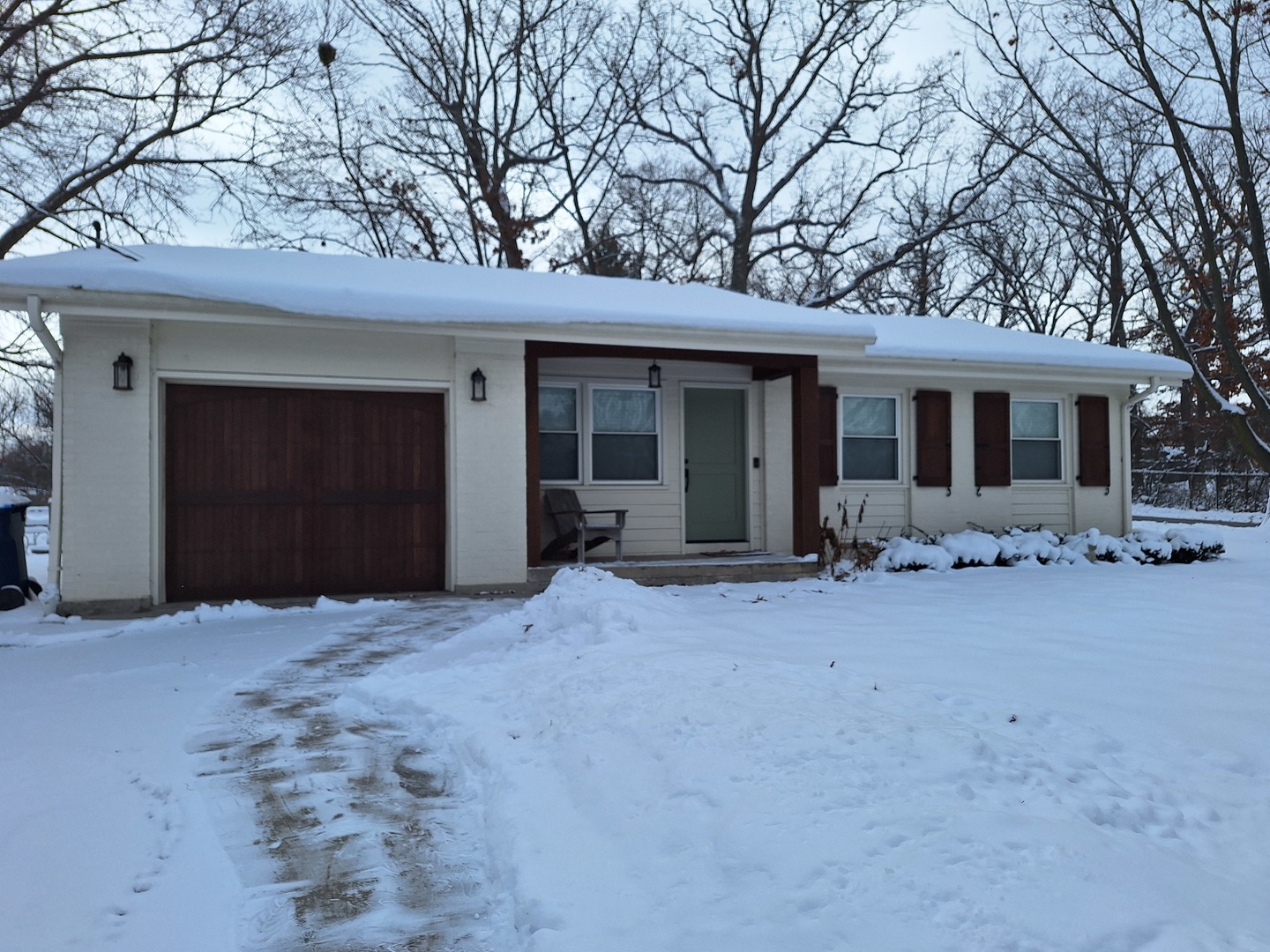 227 Juneway Terrace, Lake Bluff, IL 60044