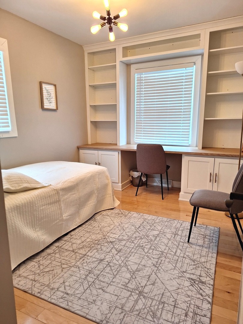 227 Juneway Terrace, Lake Bluff, IL 60044