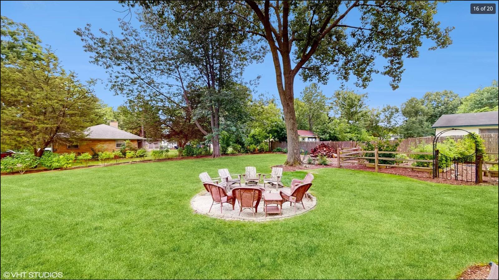 227 Juneway Terrace, Lake Bluff, IL 60044