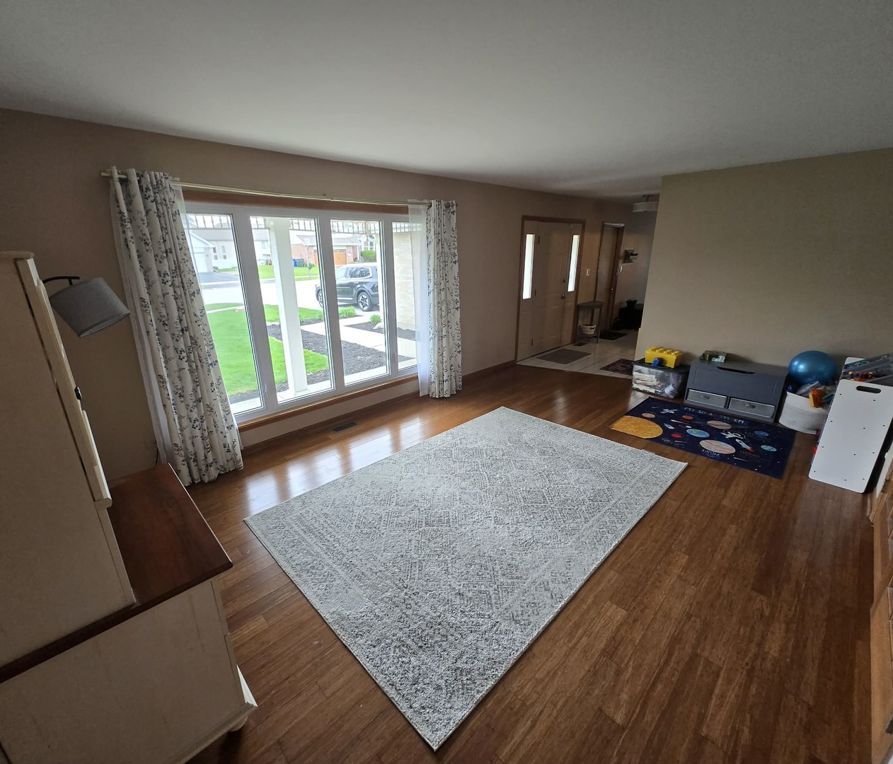 8141 W Old Mill Road, Frankfort, IL 60423