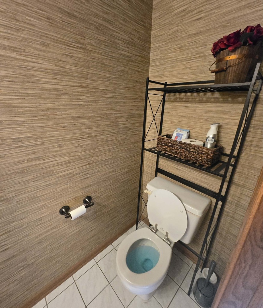 8141 W Old Mill Road, Frankfort, IL 60423