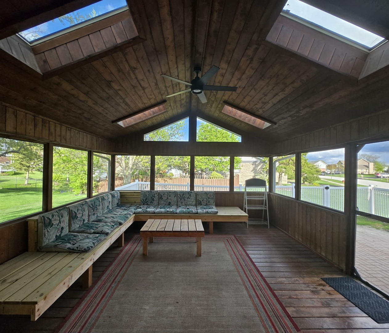 8141 W Old Mill Road, Frankfort, IL 60423