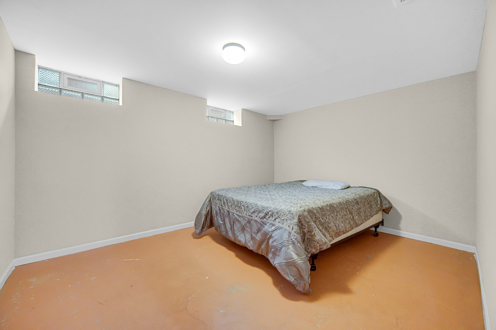 16404 Betty Lane, South Holland, IL 60473