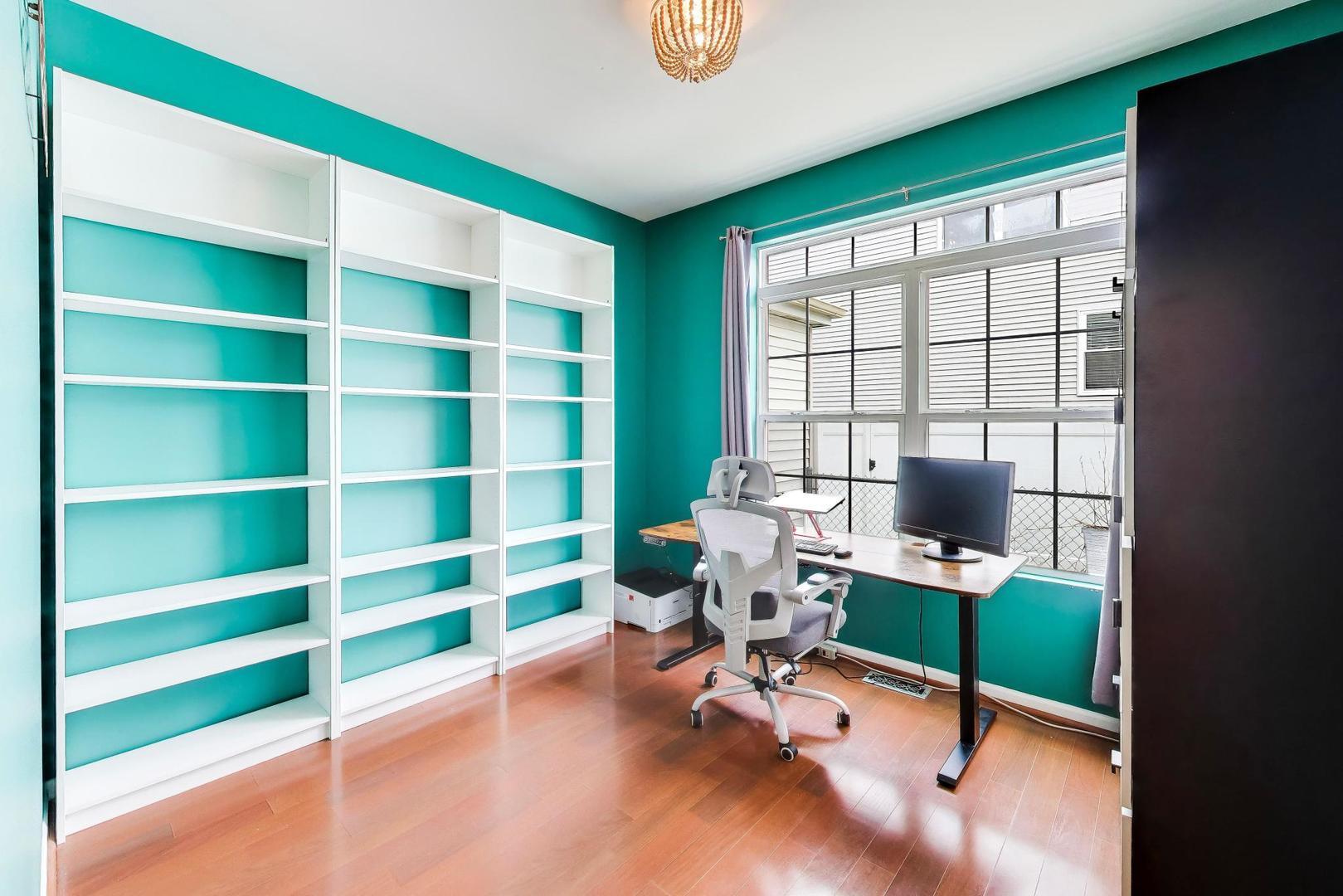 1655 Farmside Lane, Bolingbrook, IL 60490