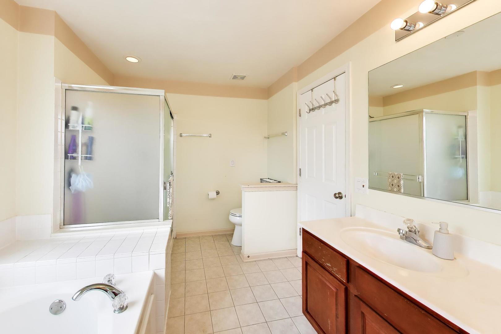 1655 Farmside Lane, Bolingbrook, IL 60490