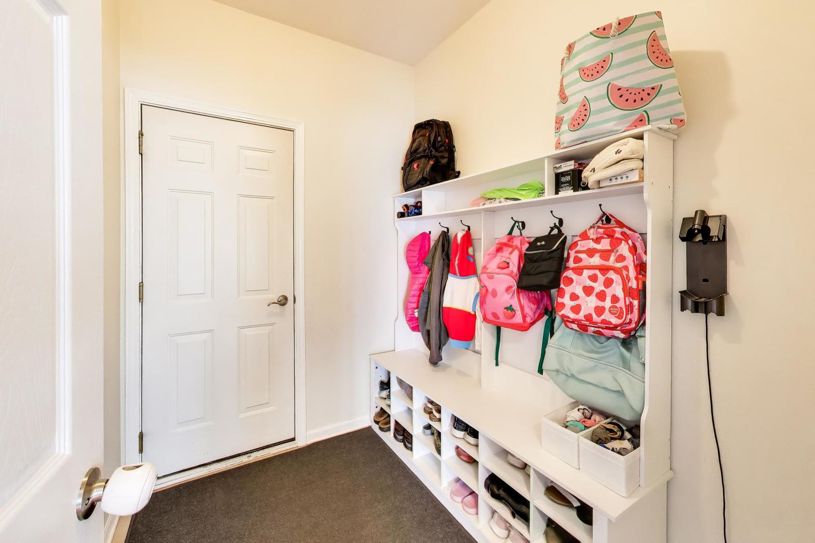 1655 Farmside Lane, Bolingbrook, IL 60490