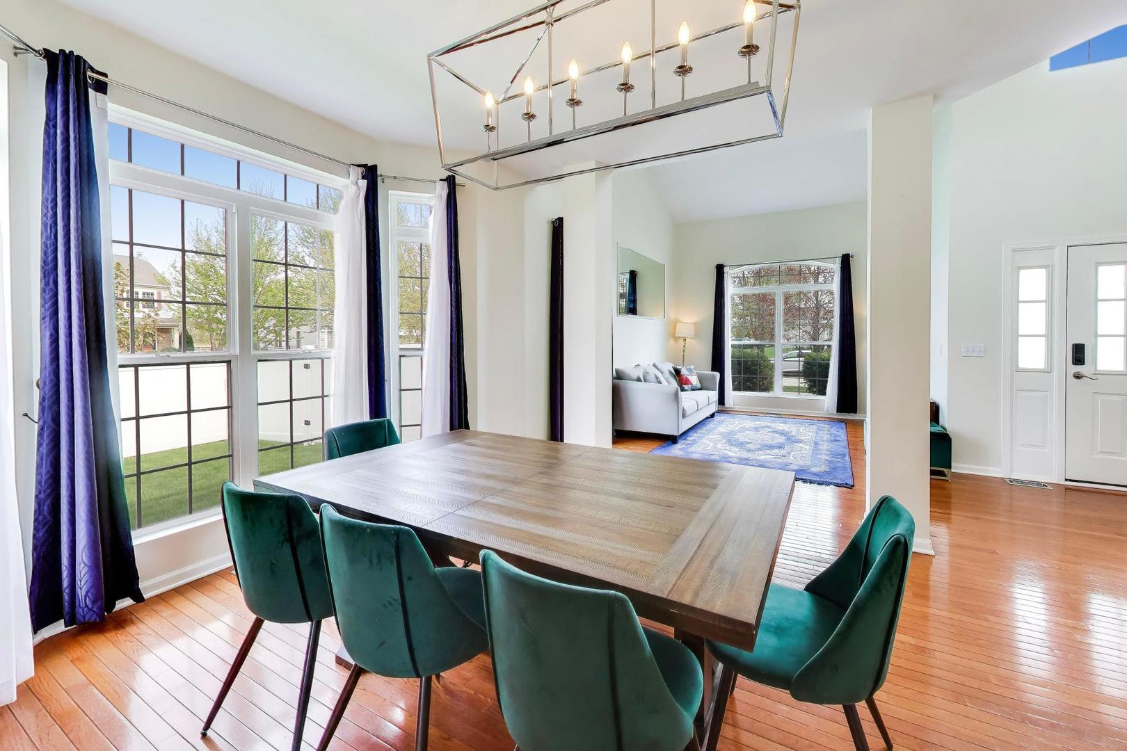 1655 Farmside Lane, Bolingbrook, IL 60490