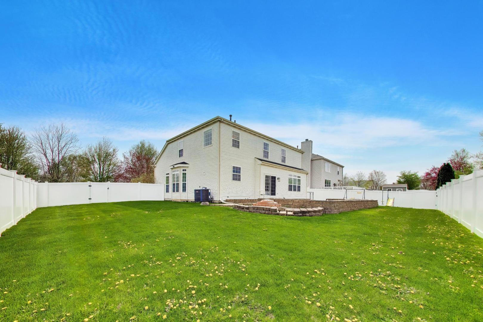 1655 Farmside Lane, Bolingbrook, IL 60490