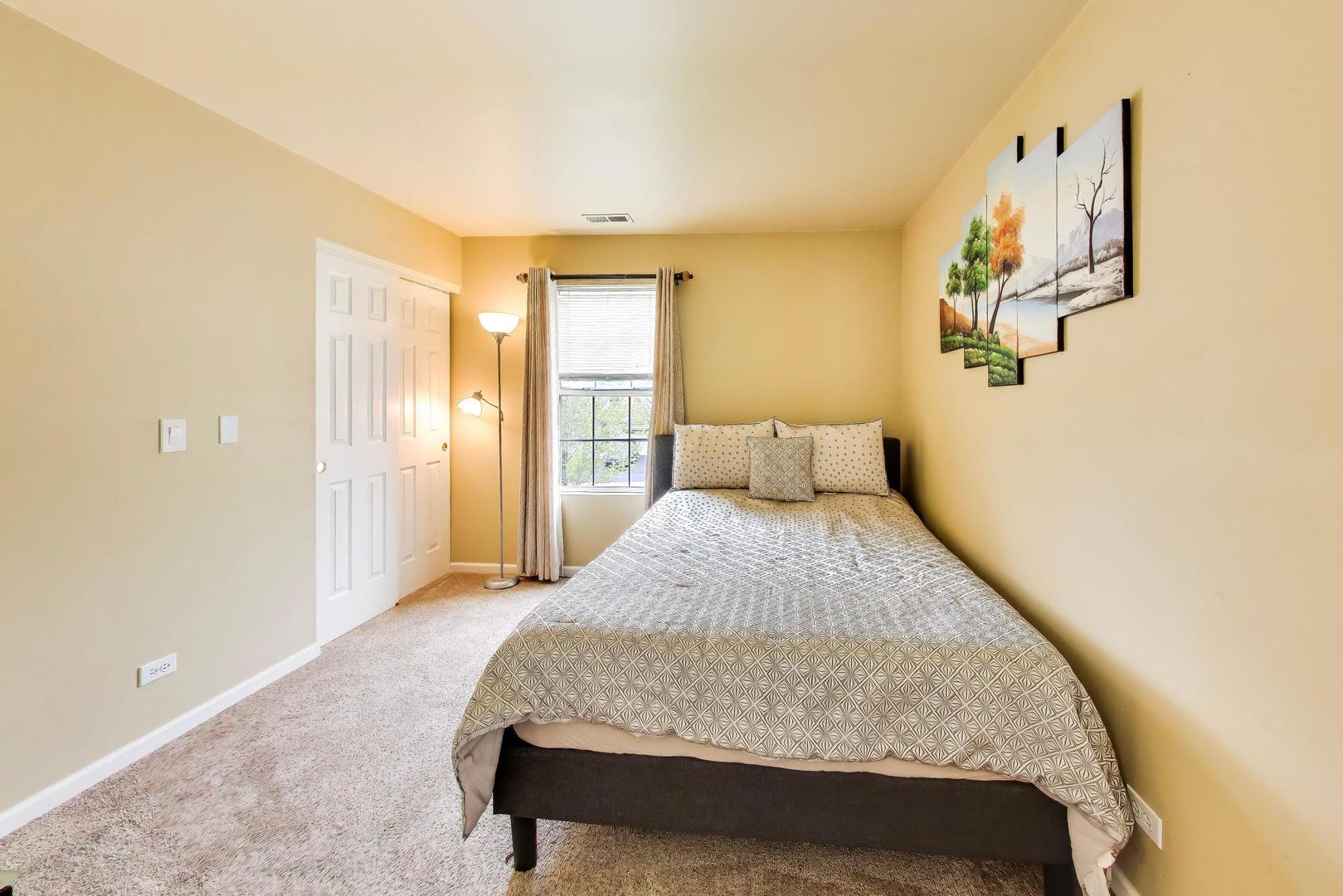 1655 Farmside Lane, Bolingbrook, IL 60490