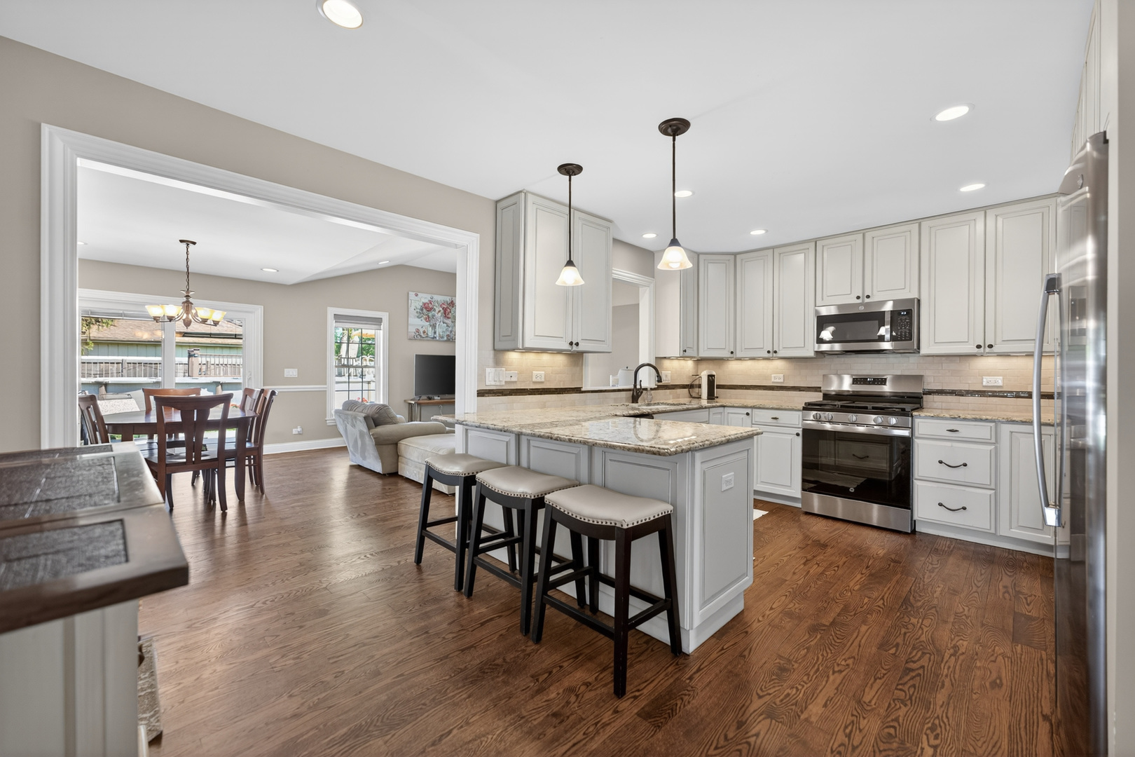 1003 S Fairview Avenue, Lombard, IL 60148