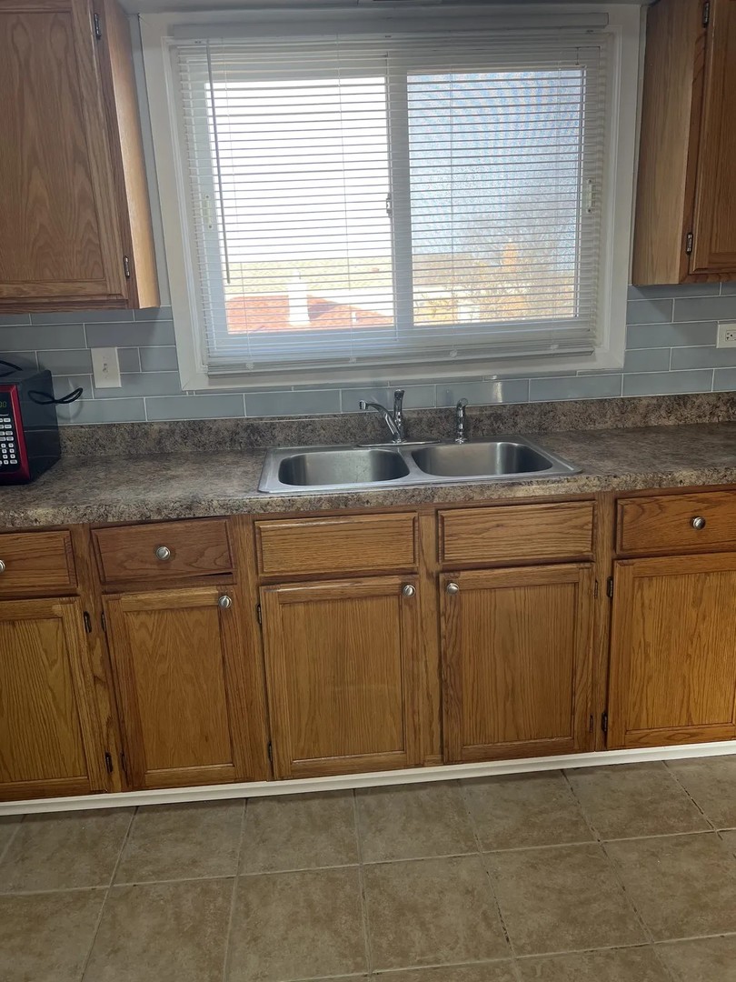 9633 S Michigan Avenue #2, Chicago, IL 60628