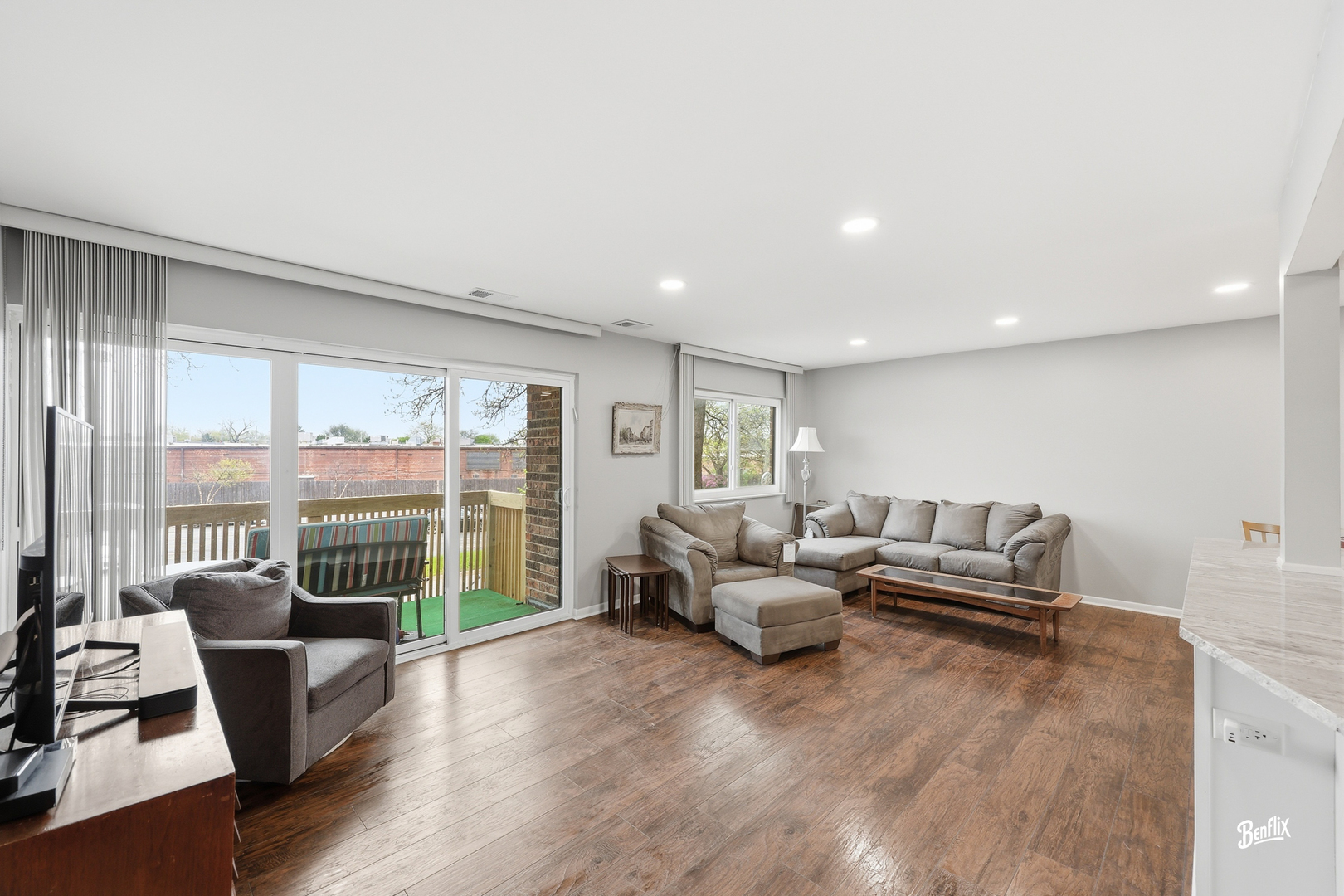 925 Spring Hill Drive #212, Northbrook, IL 60062