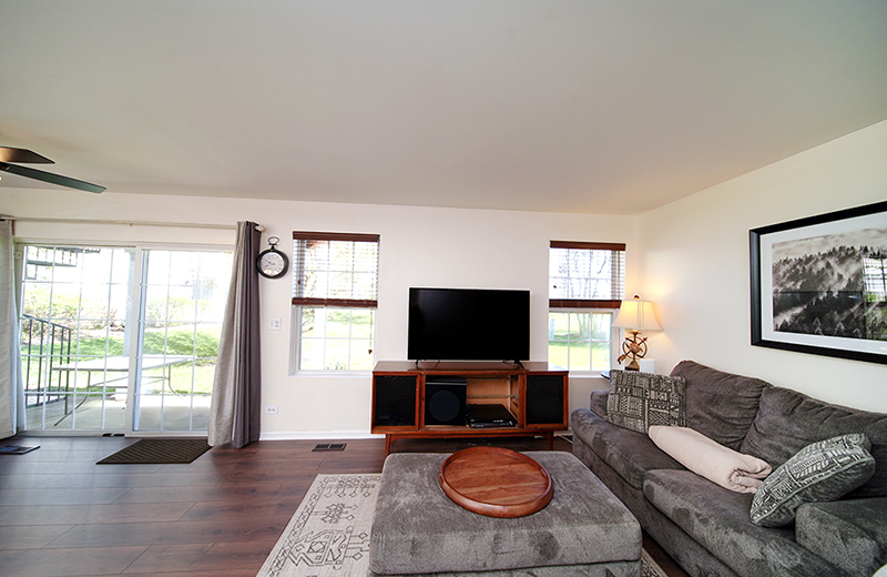 Crystal Lake, IL 60014