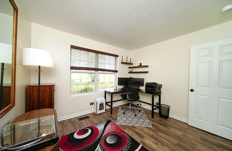 Crystal Lake, IL 60014