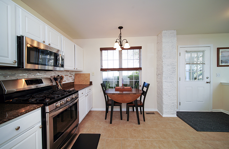 Crystal Lake, IL 60014