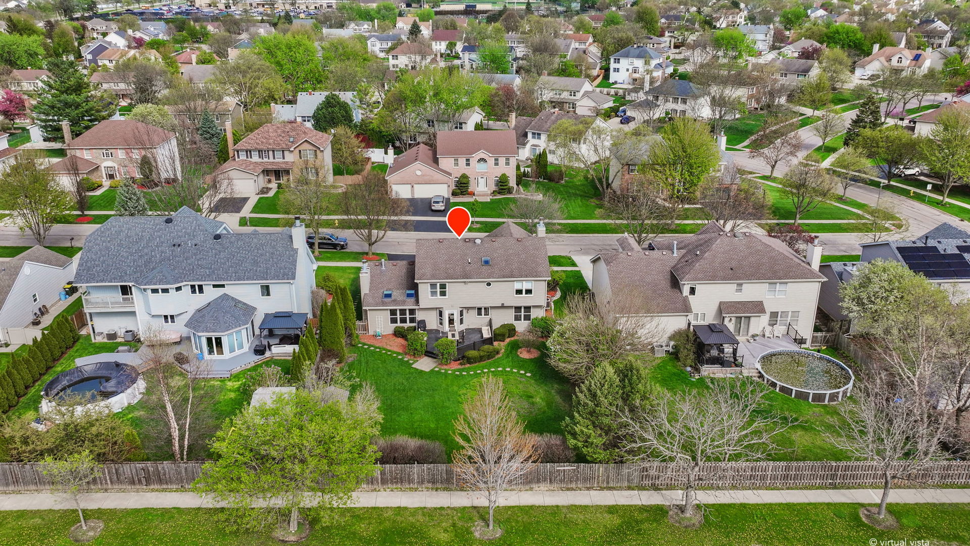 892 Somerset Drive, Carol Stream, IL 60188