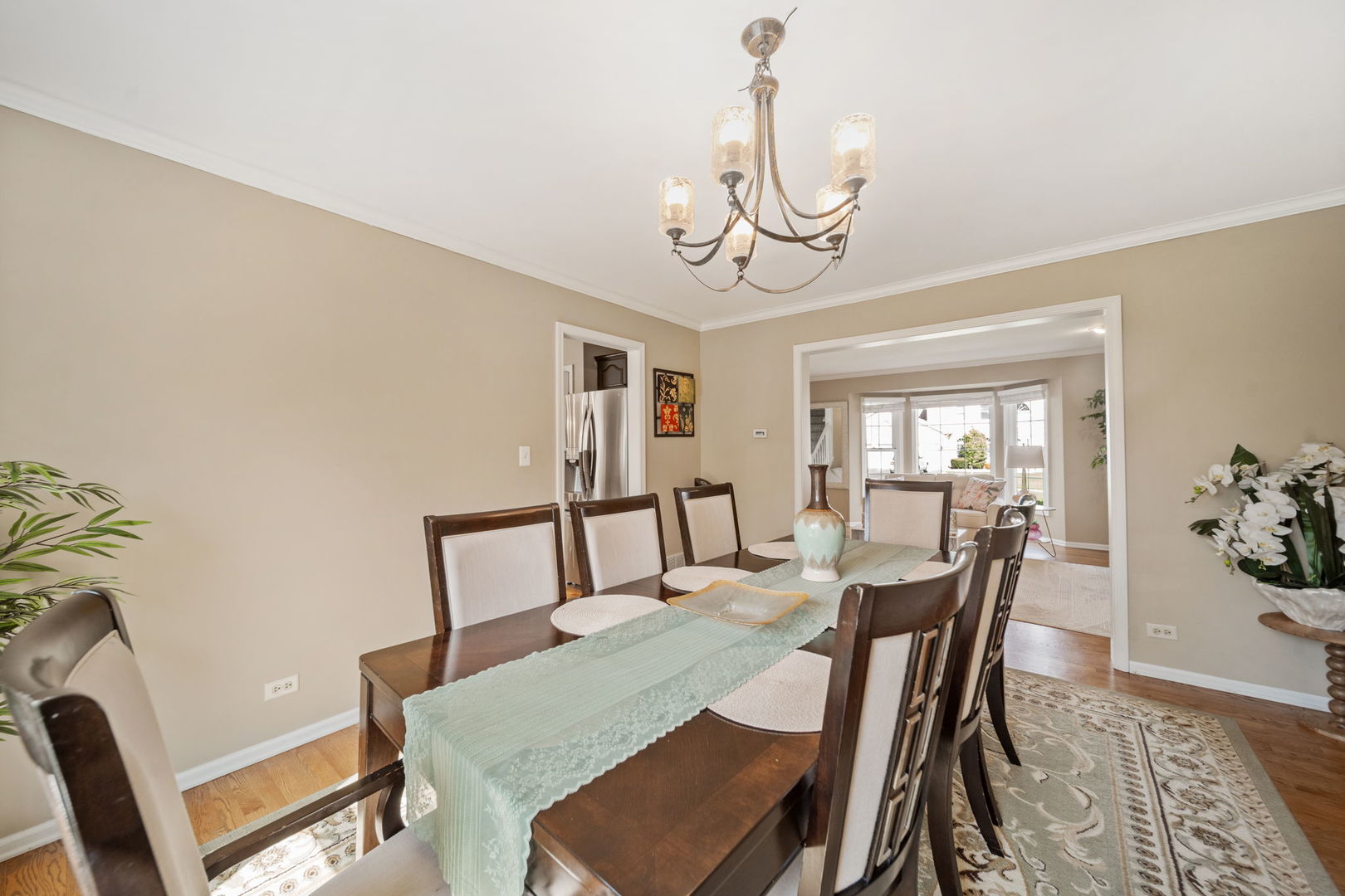 892 Somerset Drive, Carol Stream, IL 60188