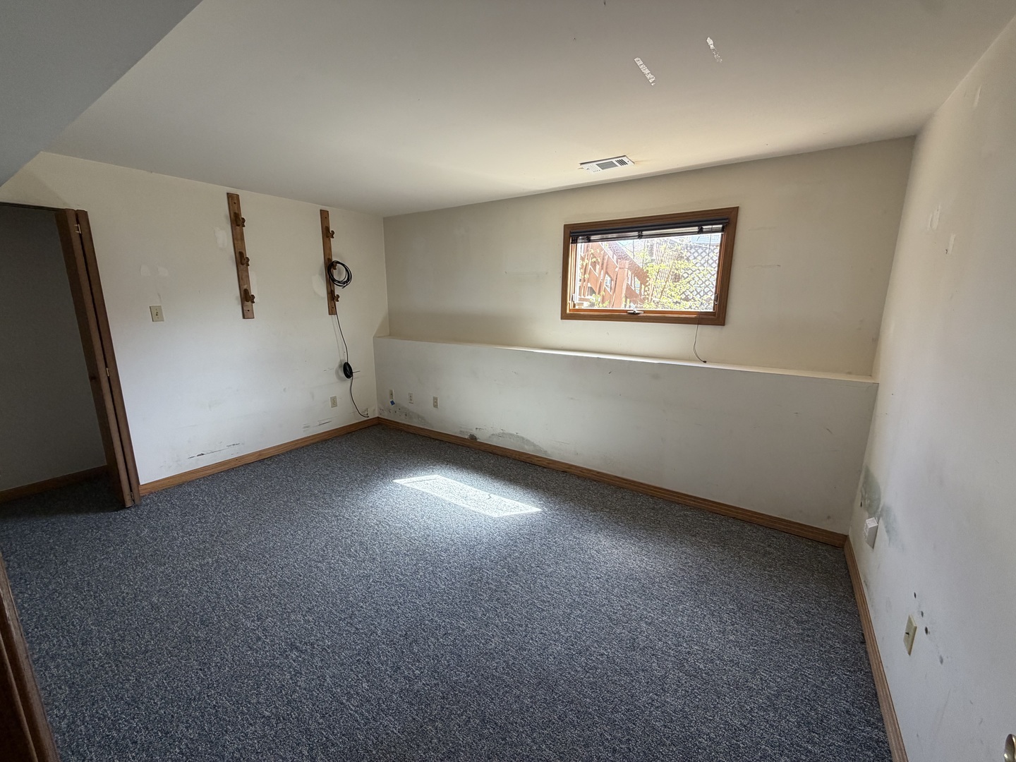 2375 Chestnut Lane, Morris, IL 60450