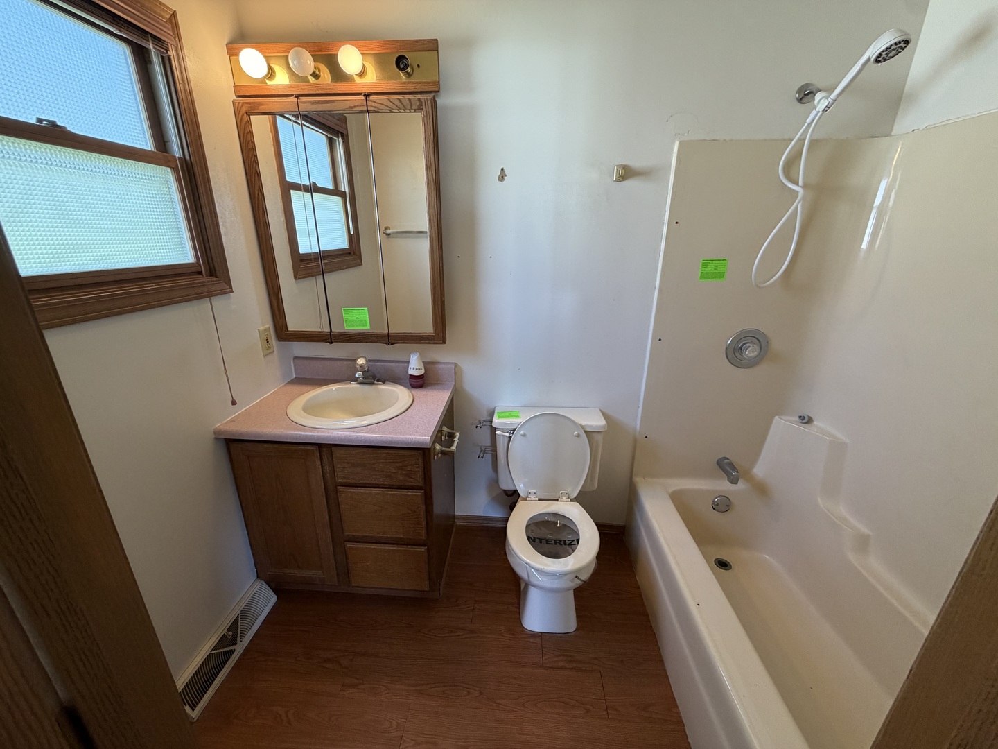 2375 Chestnut Lane, Morris, IL 60450