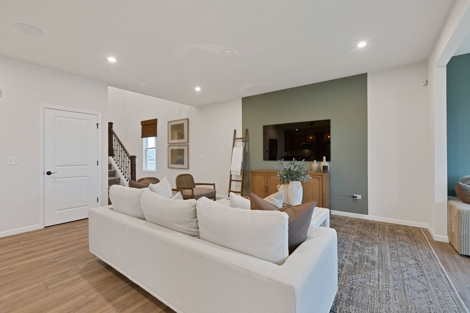 2643 Lawlor Lane, Naperville, IL 60564