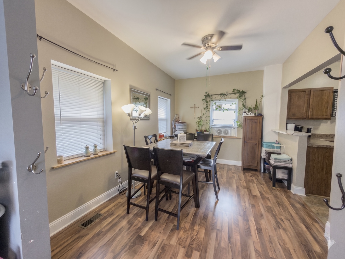 5059 W 29th Place, Cicero, IL 60804