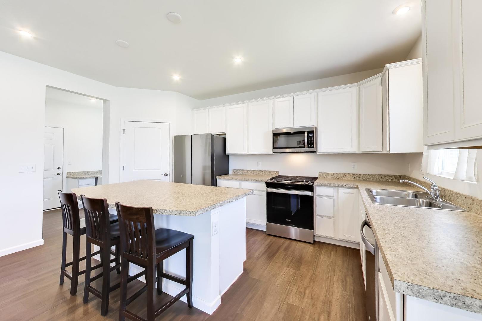 497 Darin Court, Batavia, IL 60510