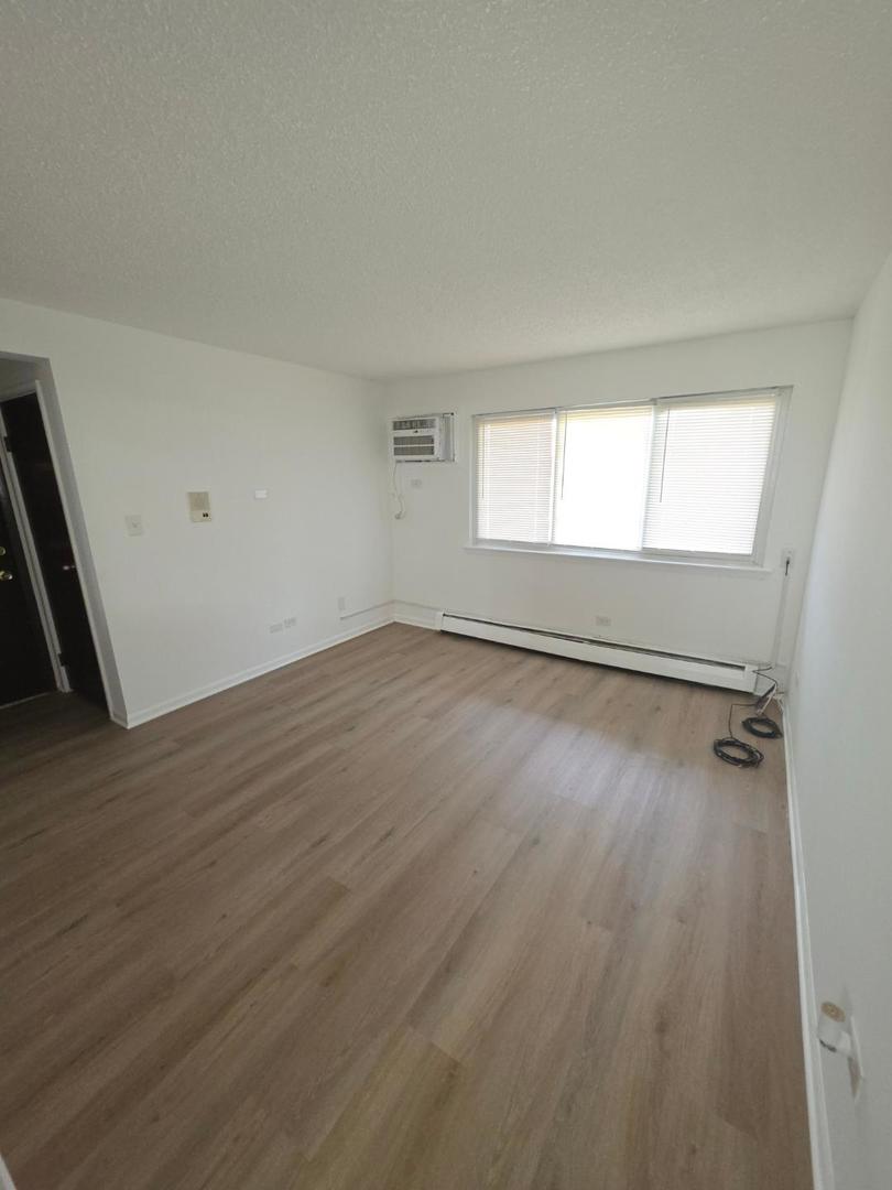 111 BOARDWALK Street #GW, Elk Grove Village, IL 60007