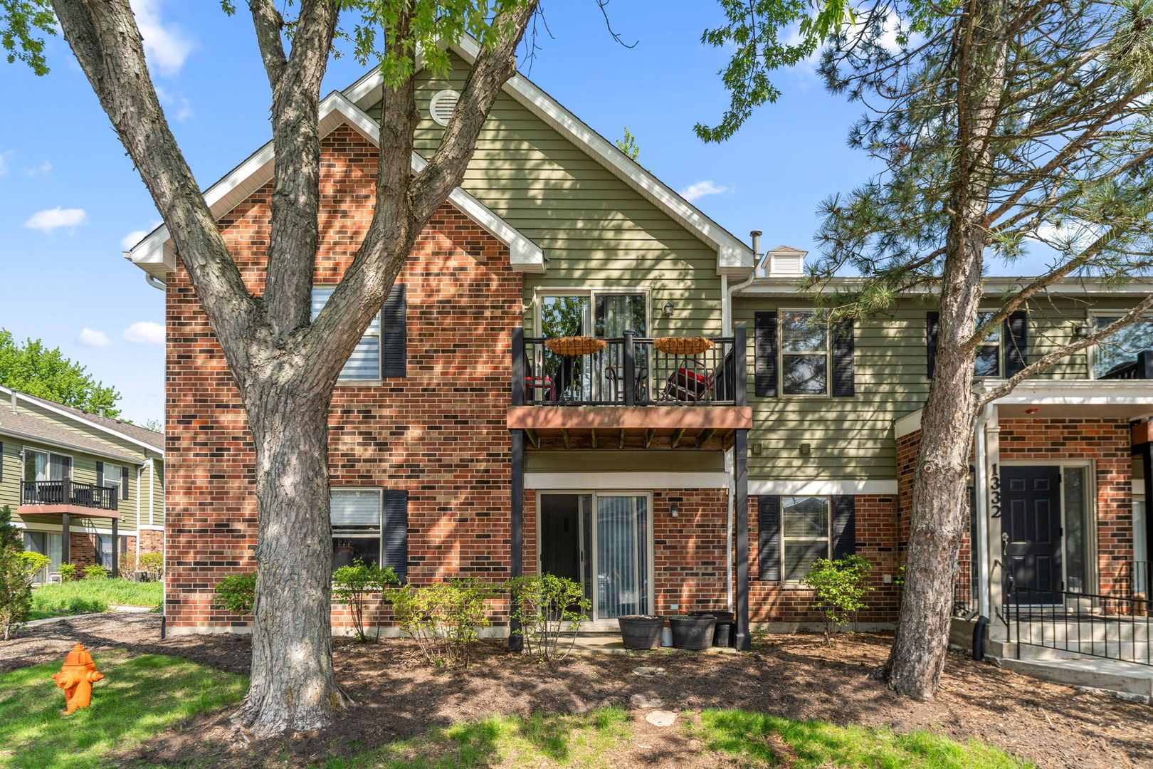 1332 McDowell Road #201, Naperville, IL 60563