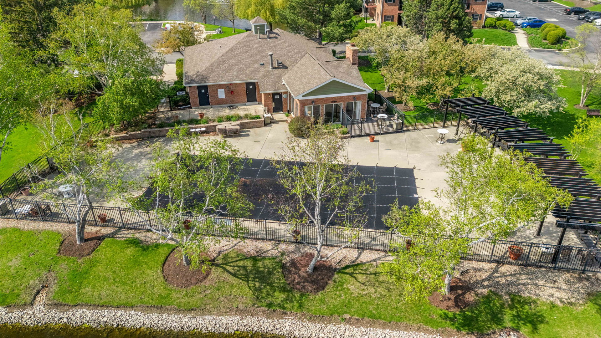 1332 McDowell Road #201, Naperville, IL 60563