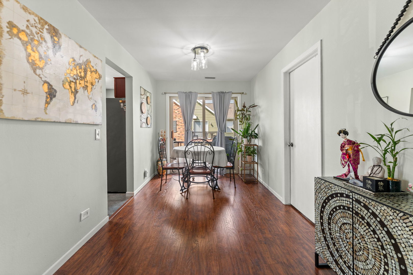 1332 McDowell Road #201, Naperville, IL 60563