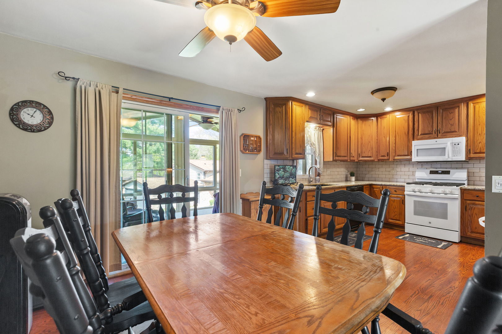 814 SCOTT Street, Algonquin, IL 60102